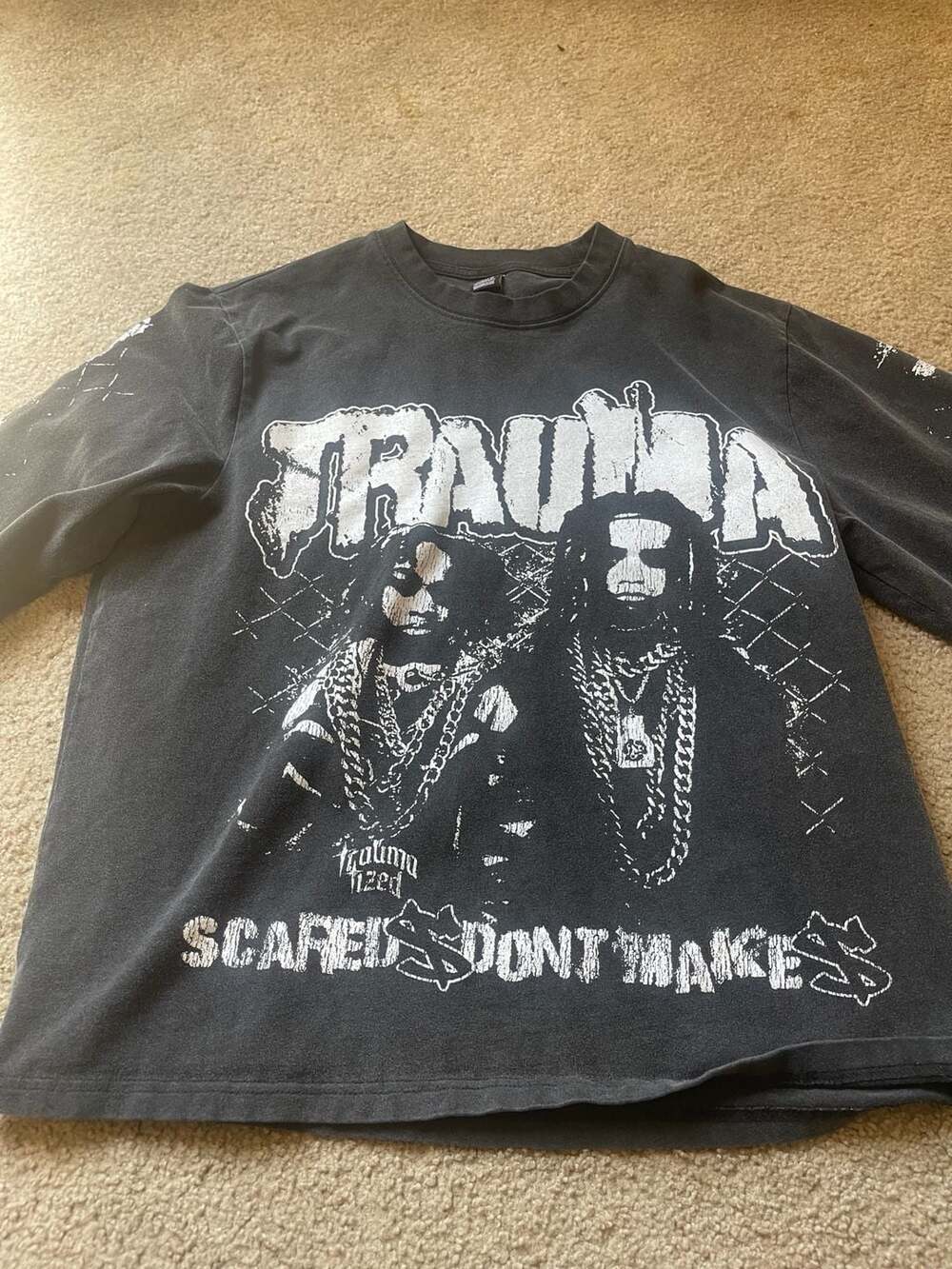 Traumatized Scared Dont Make Money Graphic Long Sleeve T-Shirt Size L